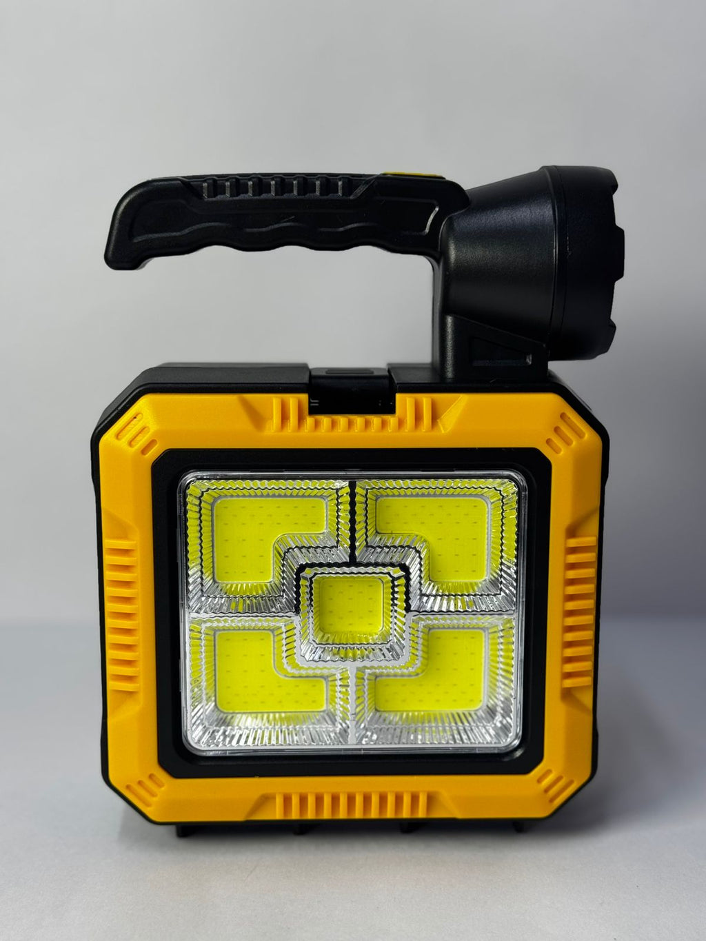 LAMPARA SOLAR PORTABLE CON HERRAMIENTAS